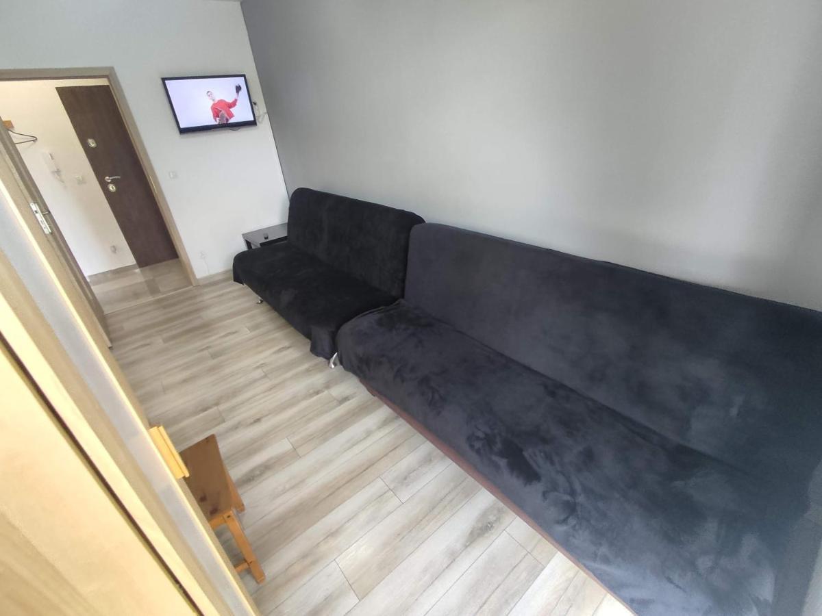 1110 Smialego 39 - Tanie Pokoje W Apartamencie - Samodzielne Zameldowanie - Self Check In Poznań Exteriör bild