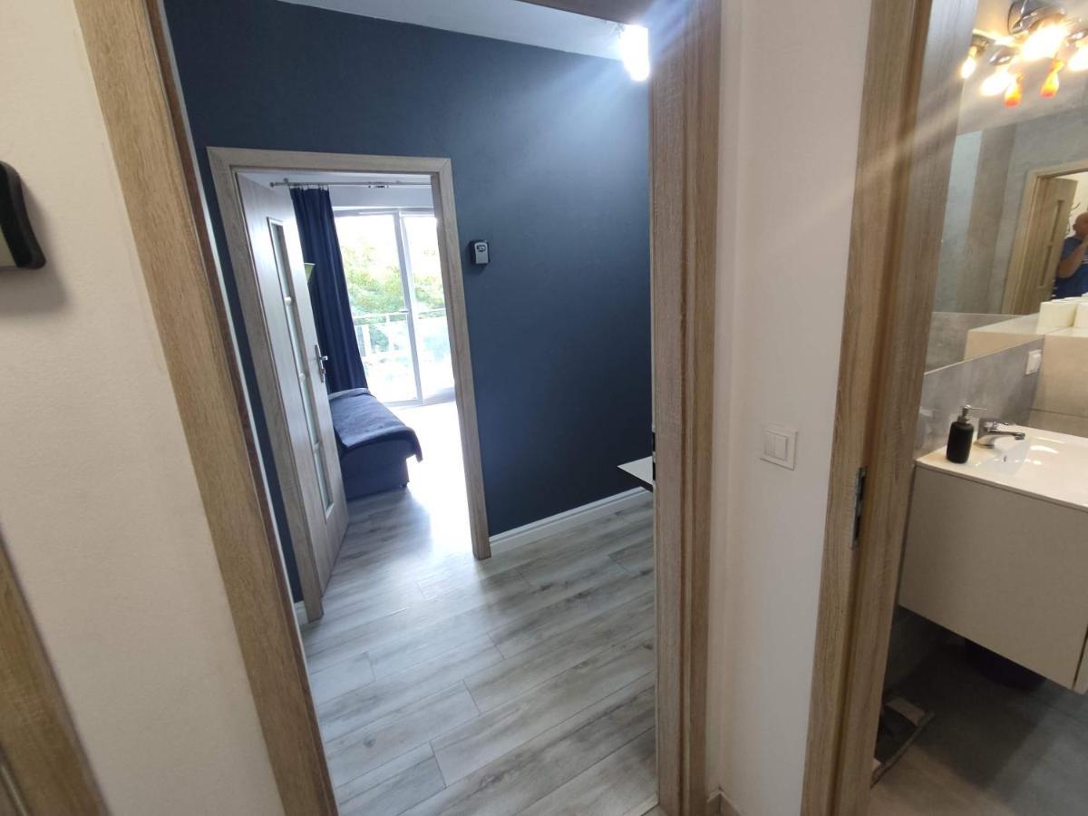 1110 Smialego 39 - Tanie Pokoje W Apartamencie - Samodzielne Zameldowanie - Self Check In Poznań Exteriör bild