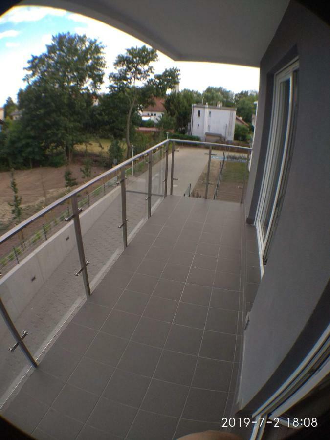 1110 Smialego 39 - Tanie Pokoje W Apartamencie - Samodzielne Zameldowanie - Self Check In Poznań Exteriör bild